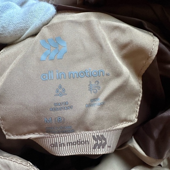 Kids Packable Jacket  Size M - Picture 4 of 8